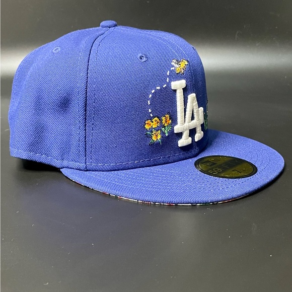 Los Angeles Dodgers Fitted Hat Blue LA New Era Floral Cap Sz 7 1/4 MLB Baseball - Picture 3 of 5